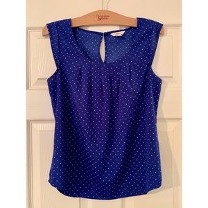 Professional polka dot top!